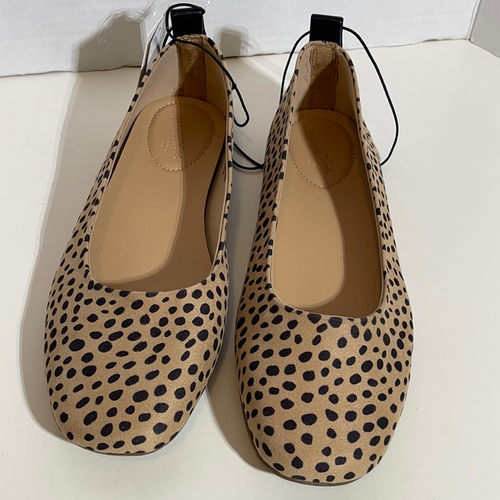 A new day Leopard Print Ballet Flats Women’s Size 6.5 Square Toe Slip On